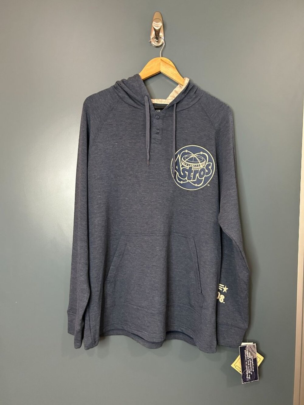 NWT Houston Astros Cooperstown Collection Men's L LongSleeve Shirt with Hood, MS